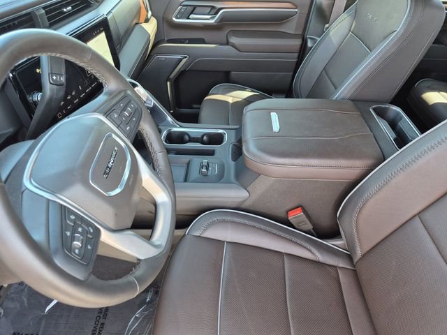 Used 2025 GMC Sierra 3500 Denali w/ Denali Reserve Package image 19