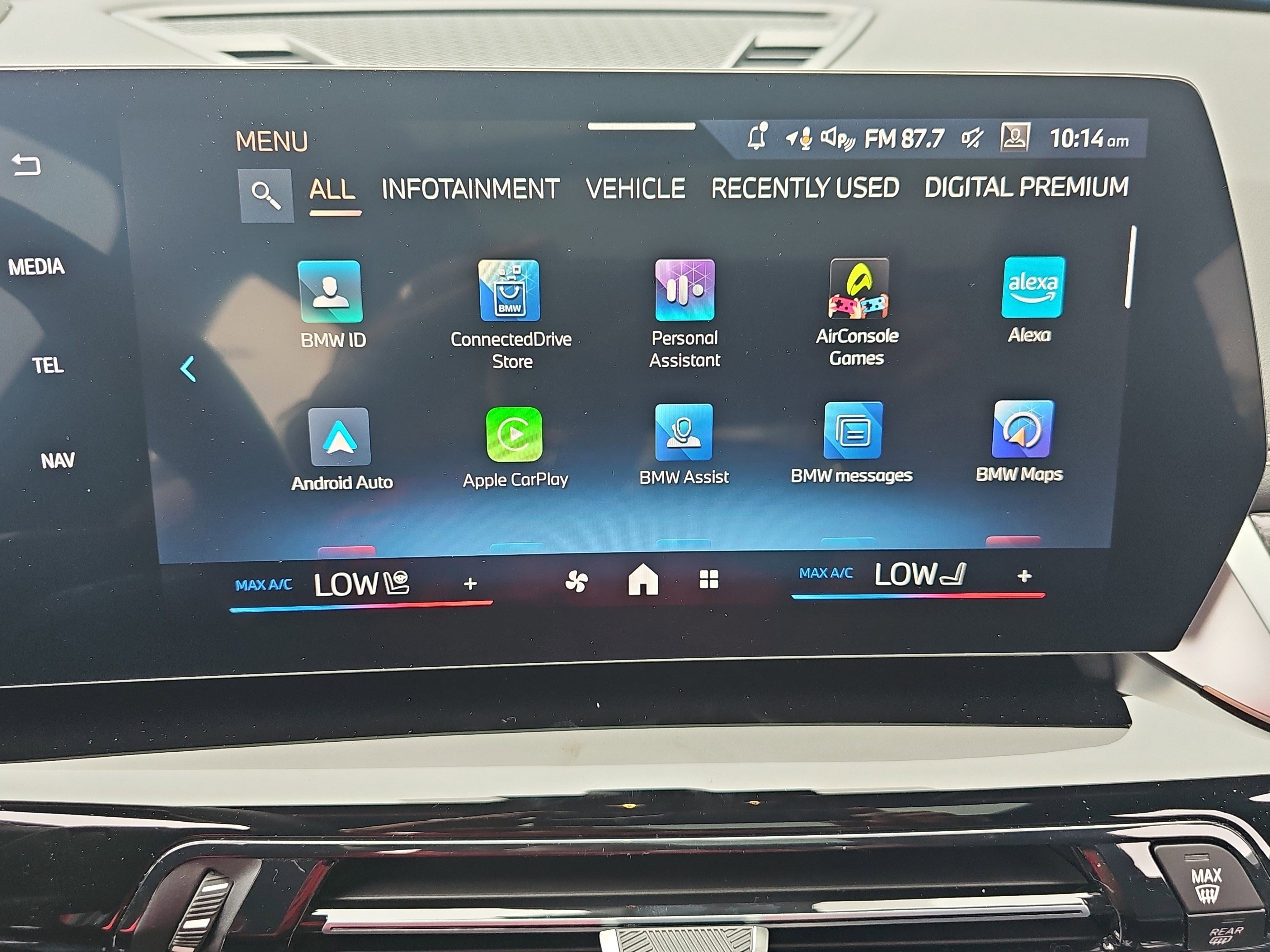 New 2025 BMW X1 xDrive28i w/ Technology Package image 23