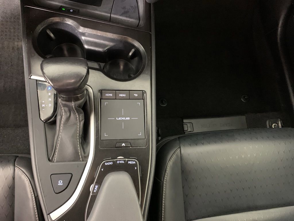 Used 2022 Lexus UX 200 w/ Accessory Package (Z1) image 26
