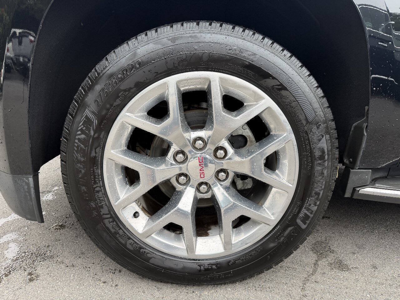 Used 2016 GMC Yukon XL SLT w/ Open Road Package RWD image 11
