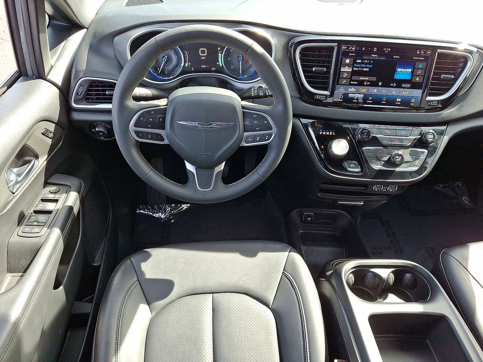 Used 2025 Chrysler Pacifica Select FWD image 21