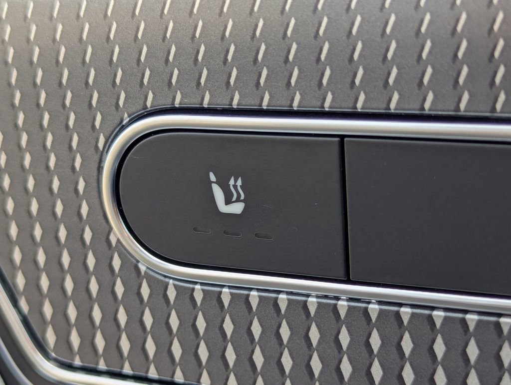 Used 2021 Mercedes-Benz GLA 250 4MATIC image 22