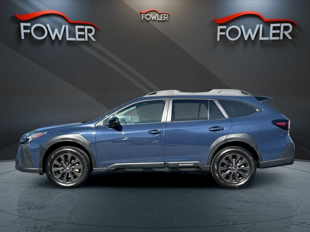 Used 2025 Subaru Outback Onyx Edition AWD/4WD image 2