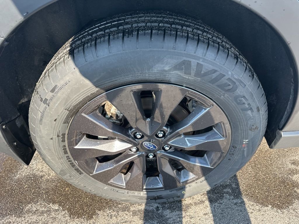 Certified 2025 Subaru Outback Onyx Edition image 31