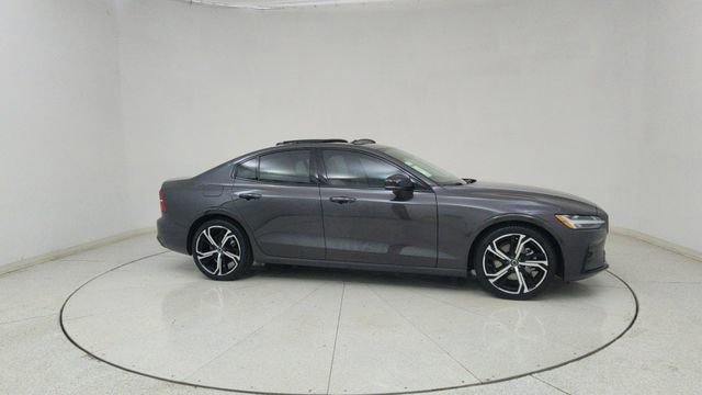 Used 2024 Volvo S60 B5 Plus w/ Climate Package image 66