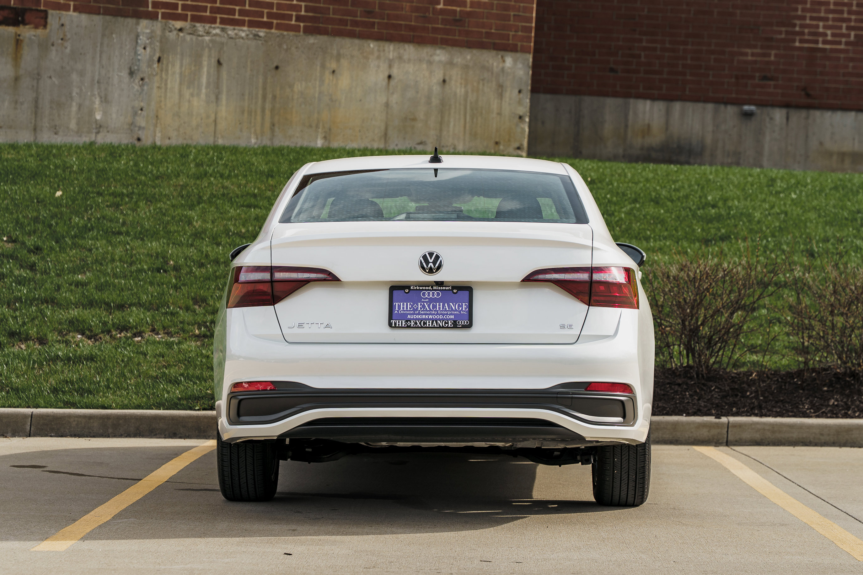 Used 2023 Volkswagen Jetta SE image 25