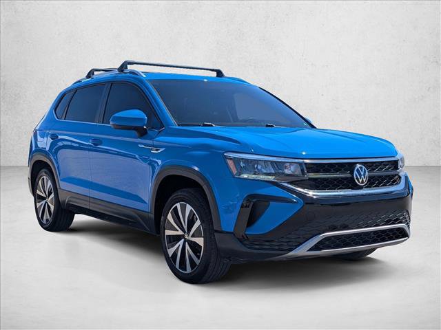 Used 2022 Volkswagen Taos SE image 3