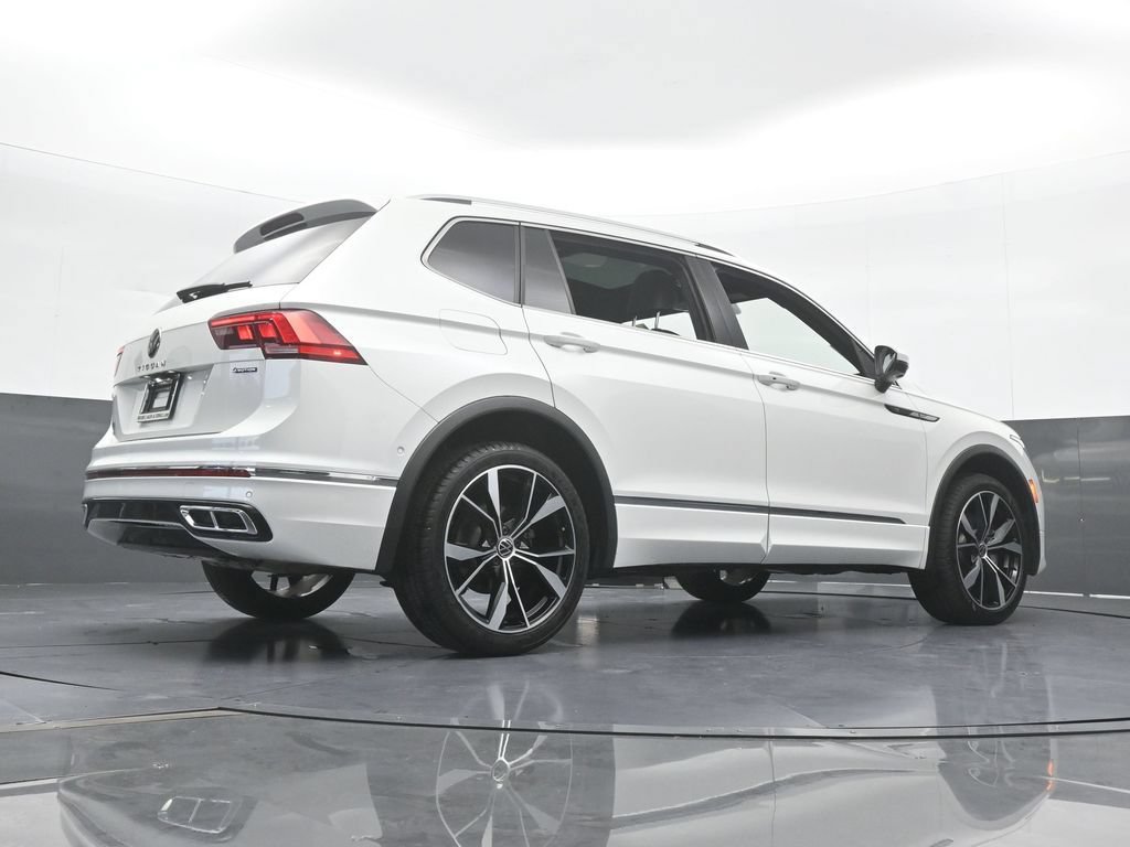 Used 2023 Volkswagen Tiguan SEL R-Line AWD/4WD image 69
