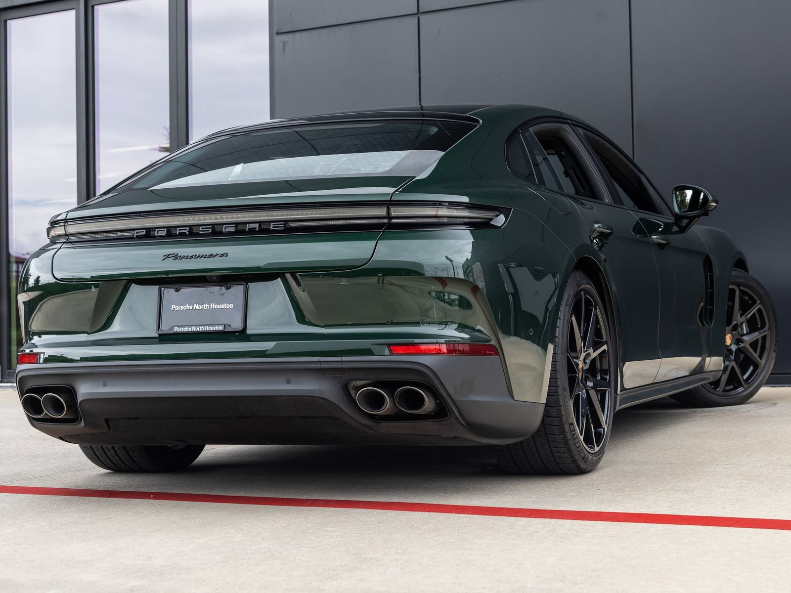 Certified 2025 Porsche Panamera image 11