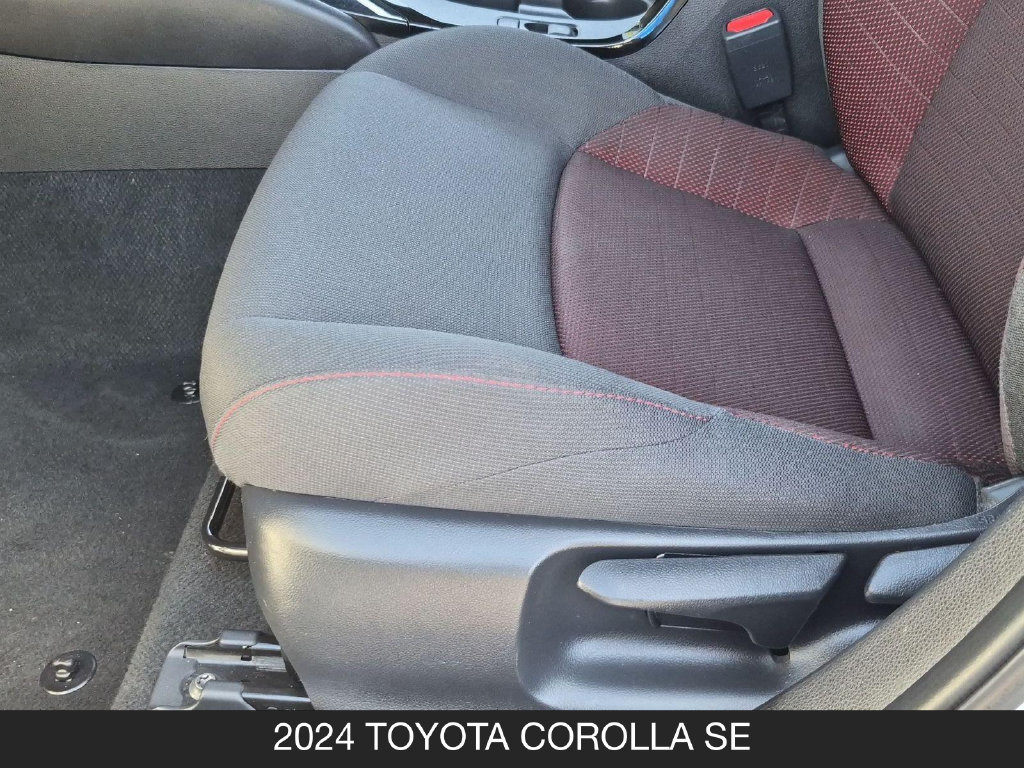 Used 2024 Toyota Corolla SE FWD image 15