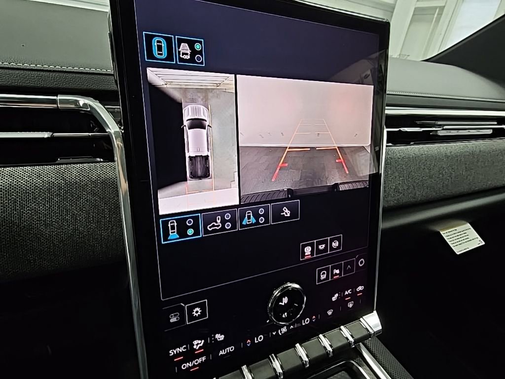 New 2026 GMC Sierra EV Elevation image 18