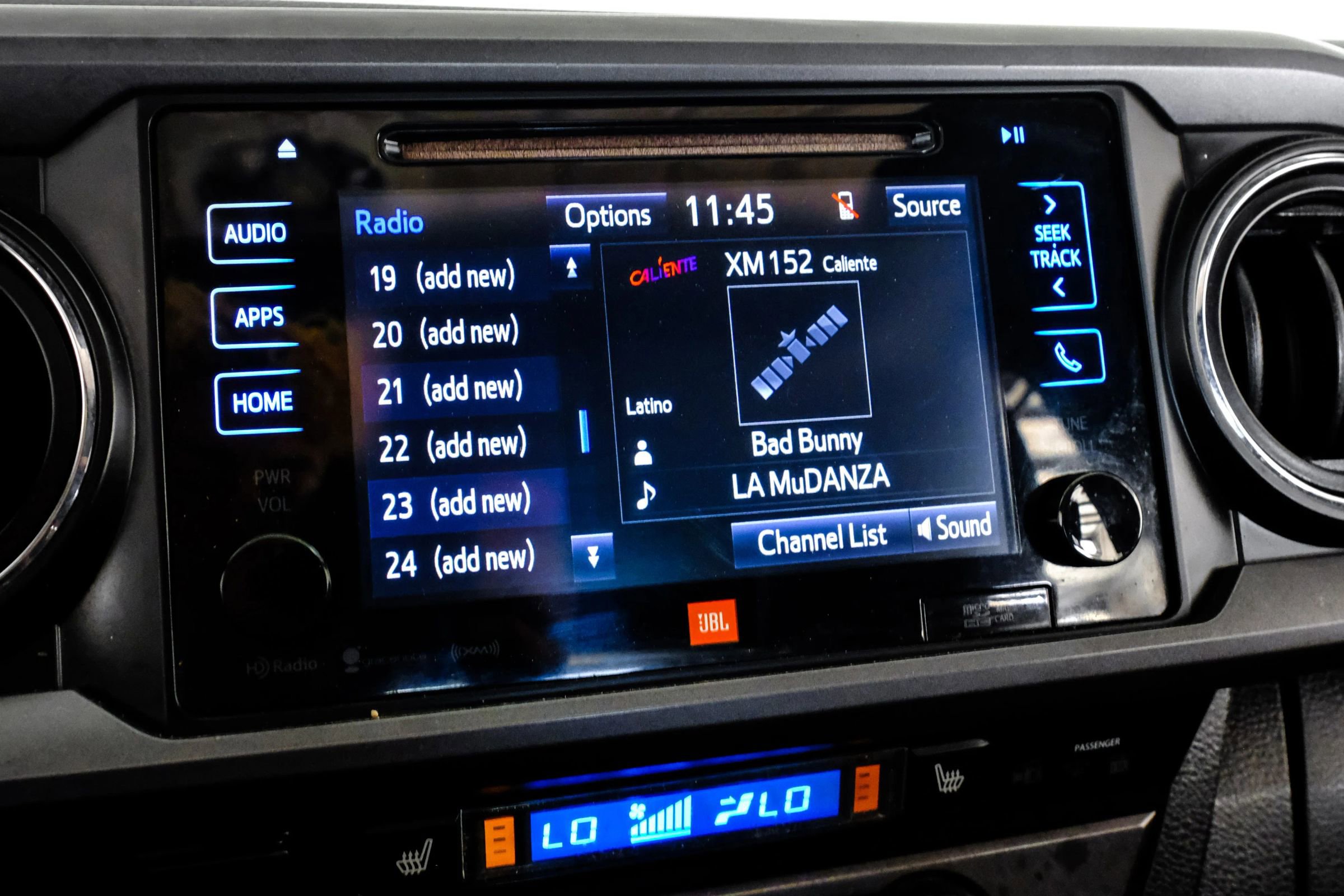 Used 2017 Toyota Tacoma TRD Off-Road image 22