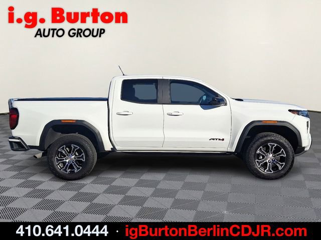 Used 2024 GMC Canyon AT4 w/ AT4 Premium Package image 7