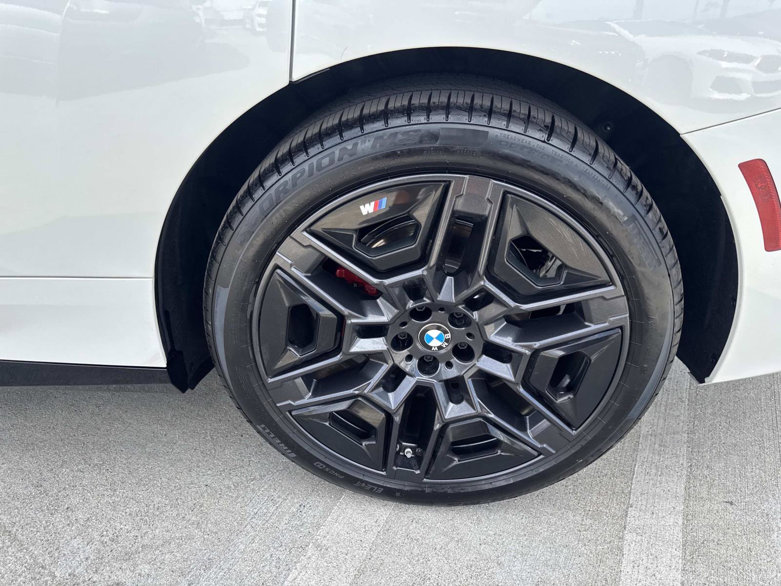 Used 2026 BMW iX xDrive60 image 6