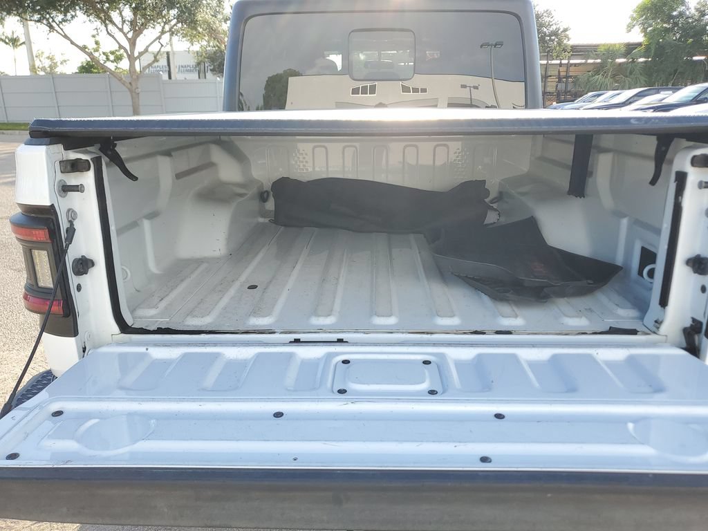 Used 2022 Jeep Gladiator Sport AWD/4WD image 14