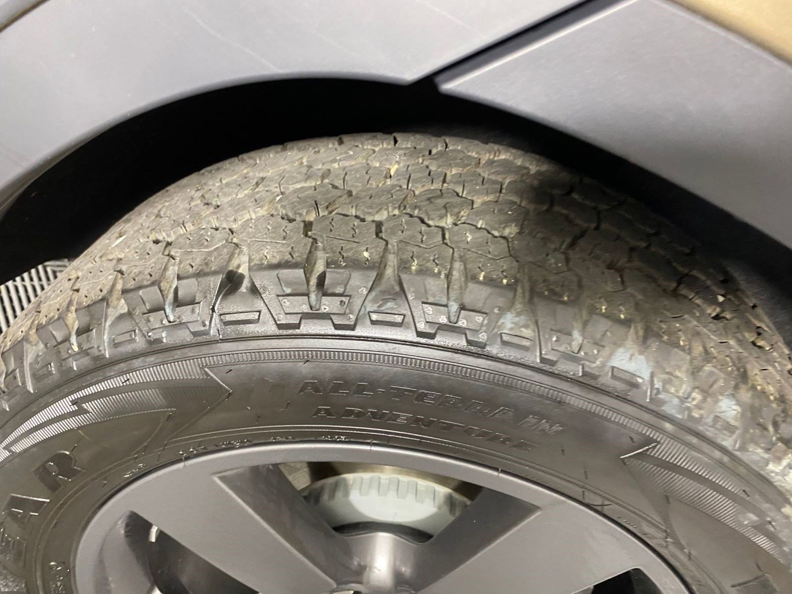 Used 2025 Land Rover Defender 110 S image 20