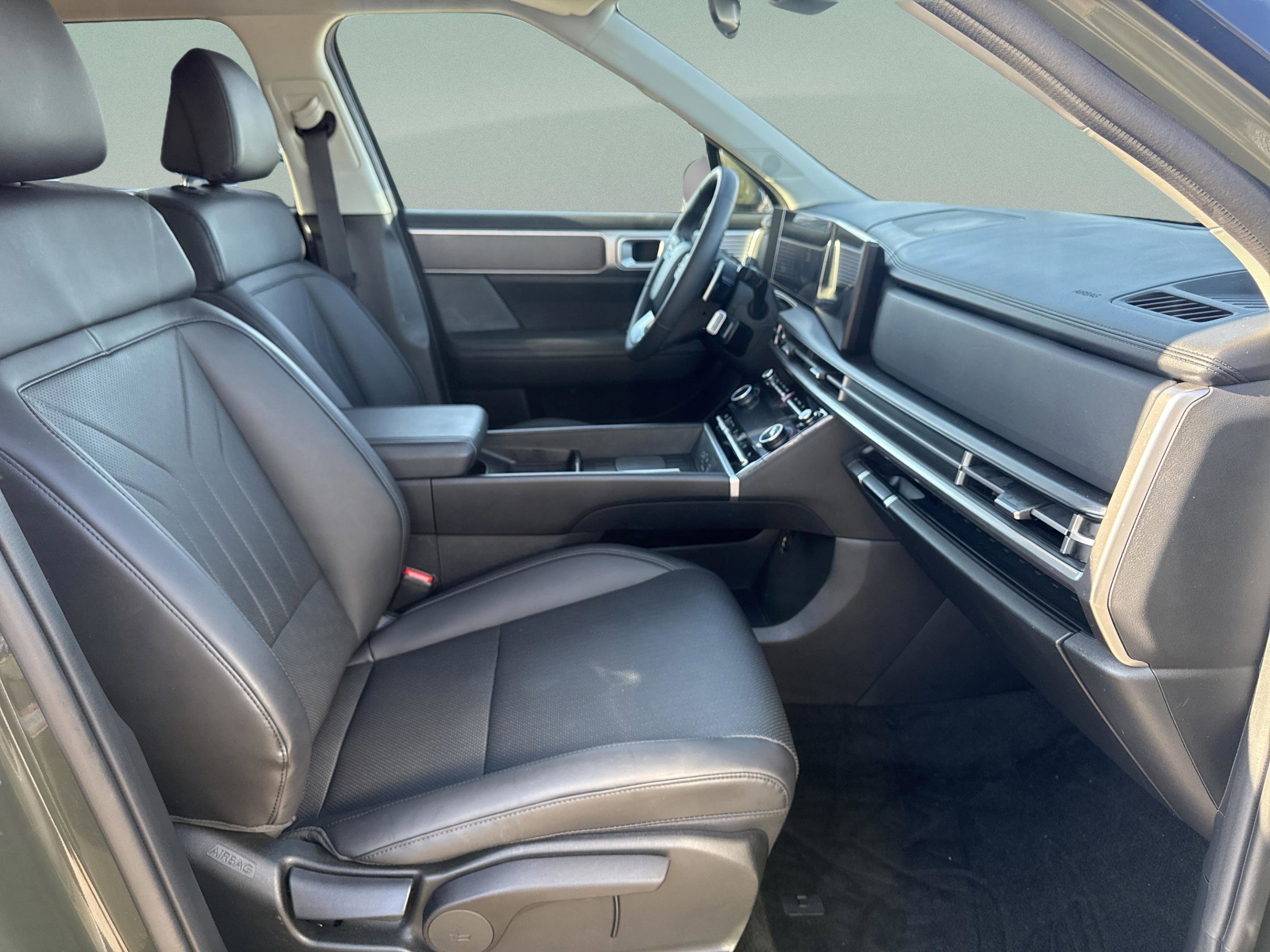 Used 2024 Hyundai Santa Fe SEL image 39