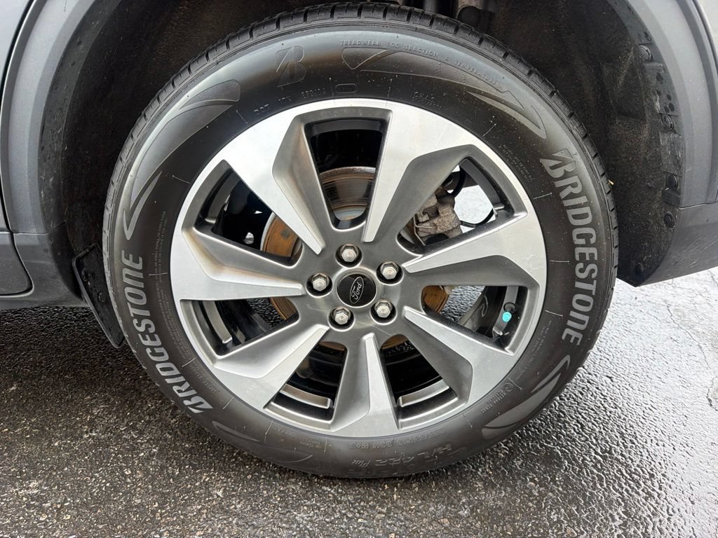 Used 2024 Ford Escape Platinum AWD/4WD image 54