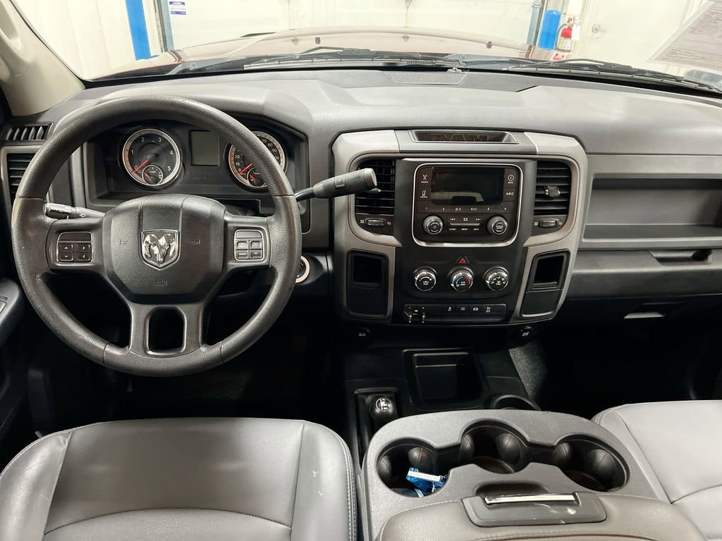 Used 2016 RAM 2500 Tradesman w/ Chrome Appearance Group AWD/4WD image 5