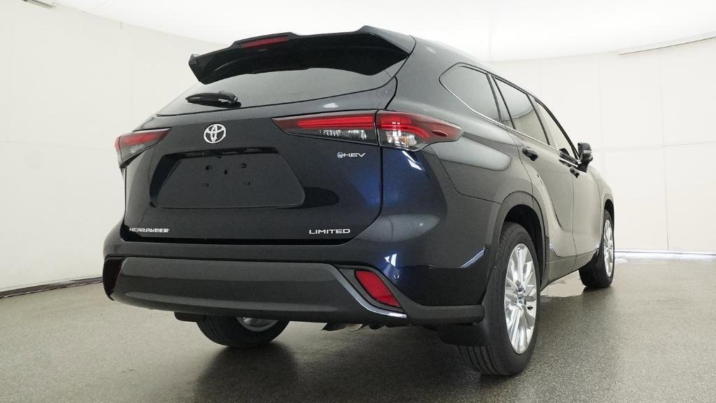 New 2026 Toyota Highlander Limited AWD/4WD image 10