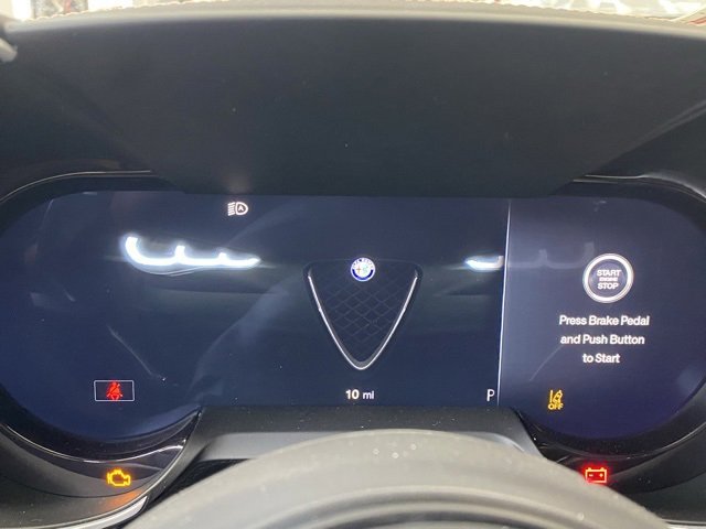 New 2025 Alfa Romeo Giulia AWD w/ Driving Assist Package image 27