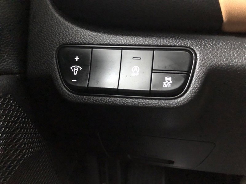 Used 2024 Kia Seltos EX image 22