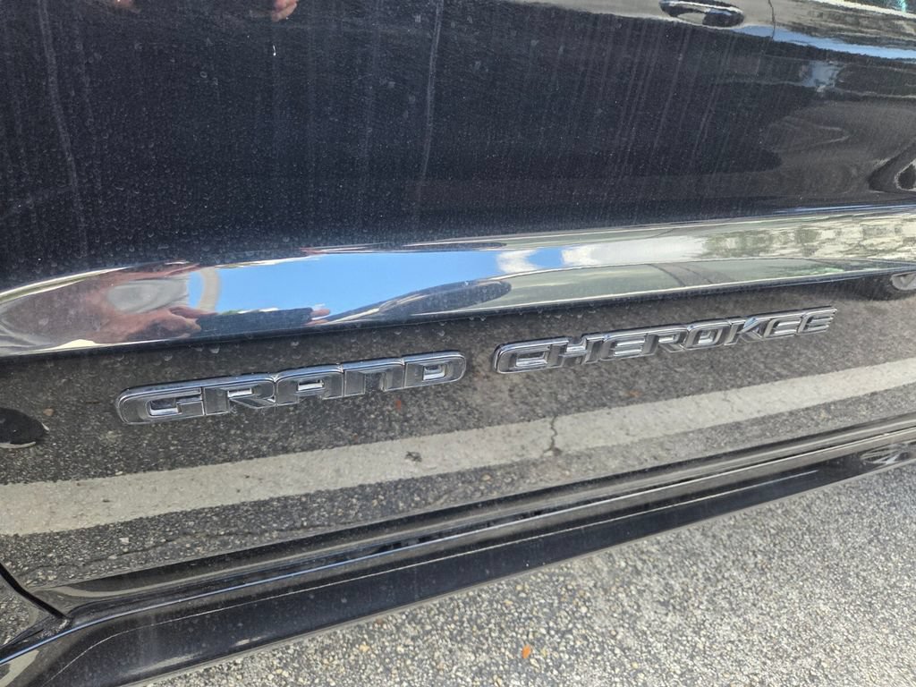 Used 2021 Jeep Grand Cherokee Limited X RWD image 4