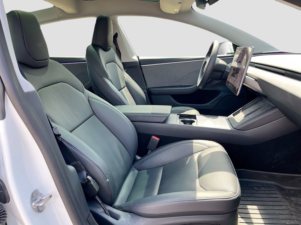 Used 2025 Tesla Model 3 Long Range RWD image 28