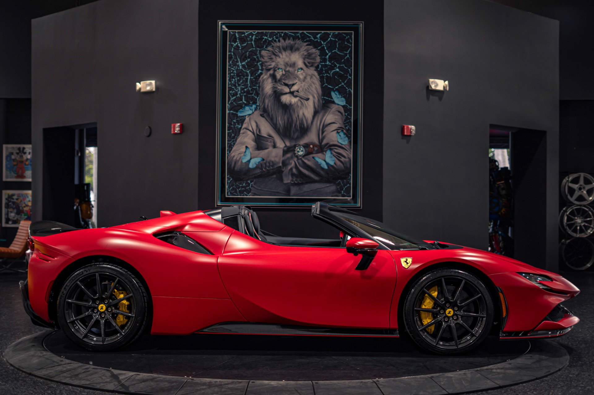 Used 2024 Ferrari SF90 Spider AWD/4WD image 39