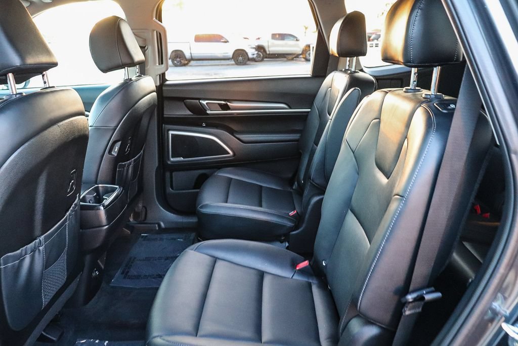 Used 2022 Kia Telluride S FWD image 22