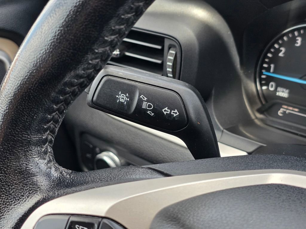 Used 2021 Ford Explorer XLT image 36