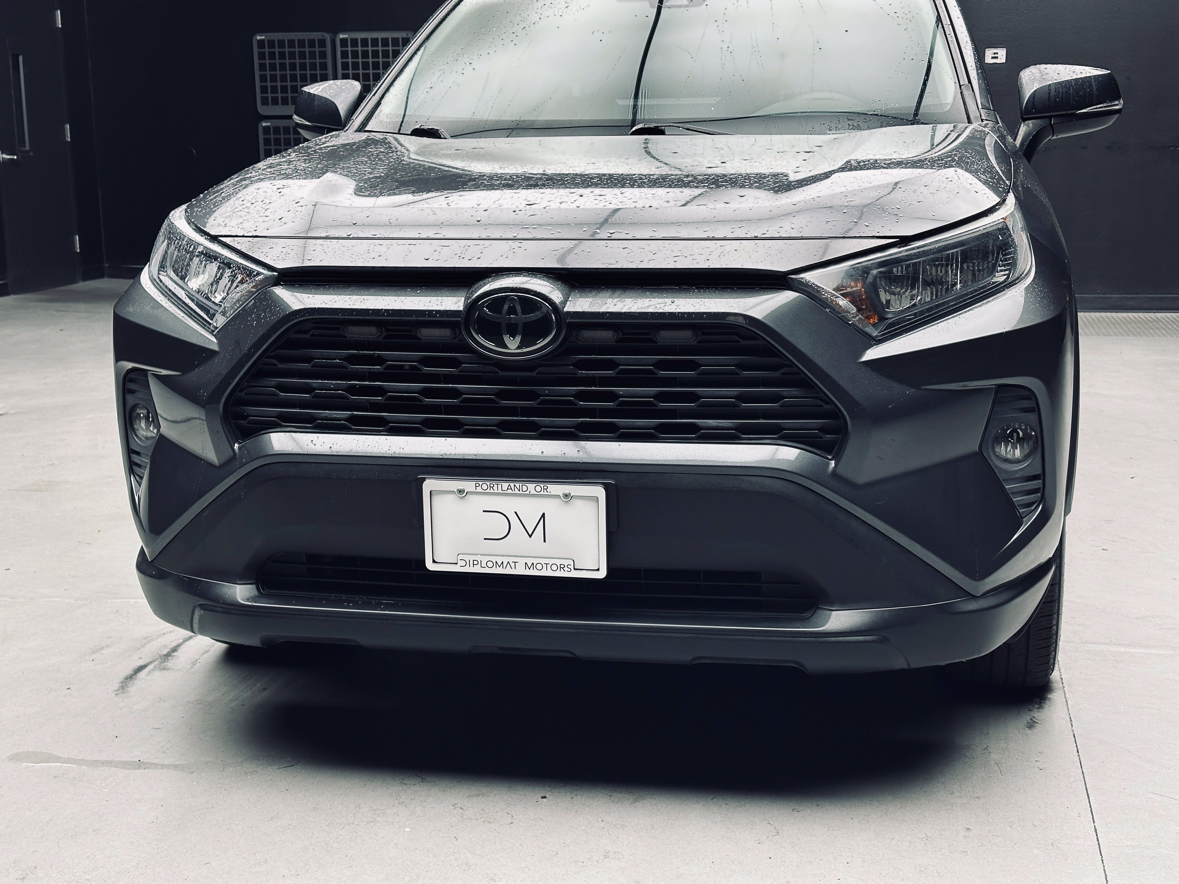 Used 2019 Toyota RAV4 LE w/ Carpet Mat Package FWD image 14