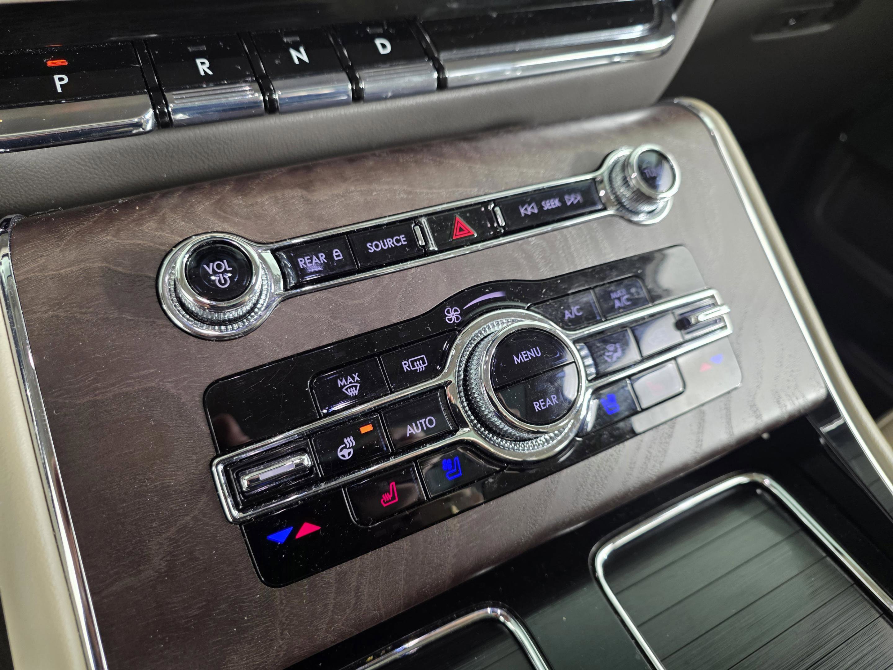 Used 2024 Lincoln Aviator Reserve w/ Elements Package Plus image 31