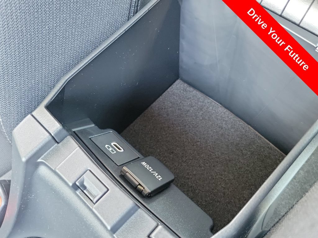 Used 2026 Toyota Corolla LE FWD image 16