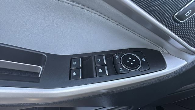 Used 2023 Ford Explorer XLT w/ Equipment Group 202A AWD/4WD image 15