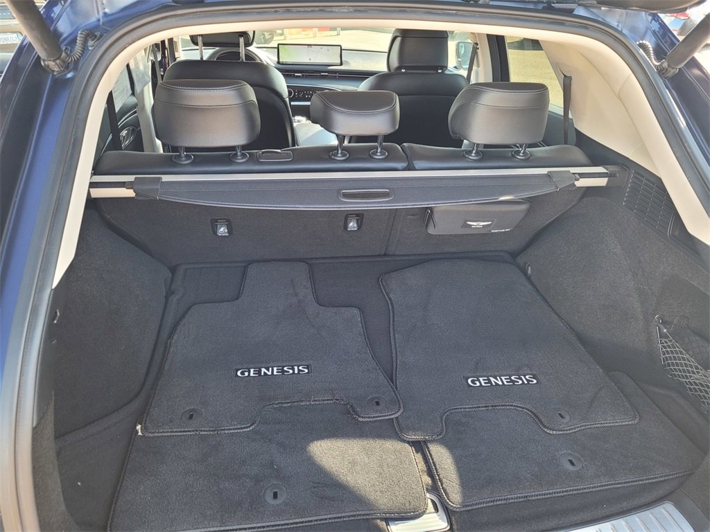 Used 2023 Genesis GV70 2.5T w/ Select Package image 28