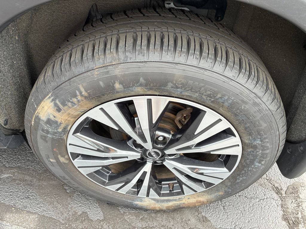 Certified 2023 Nissan Rogue SV w/ SV Premium B Package AWD/4WD image 11