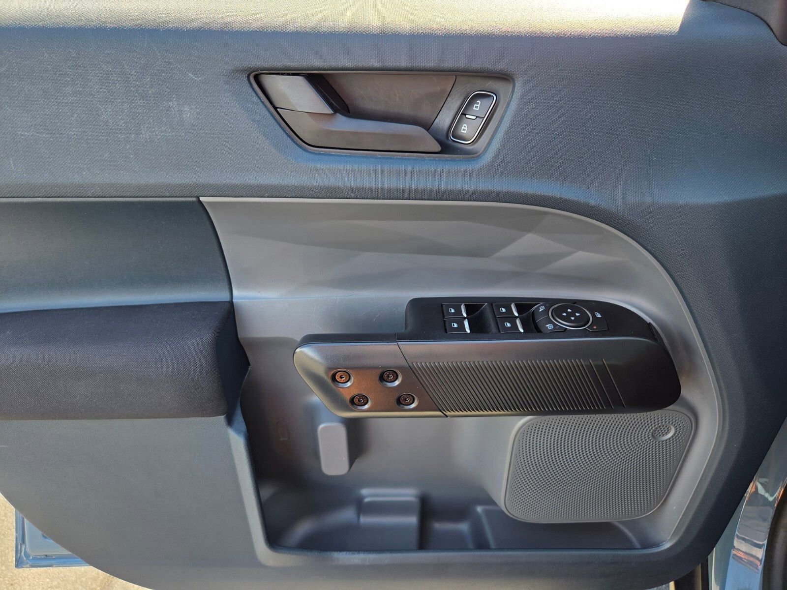 Certified 2022 Ford Maverick XL FWD image 17