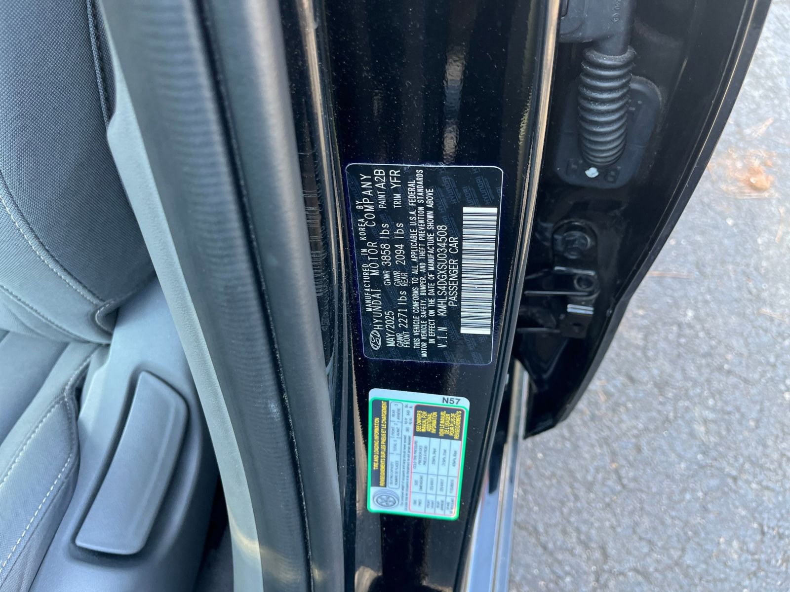 Used 2025 Hyundai Elantra SEL image 29