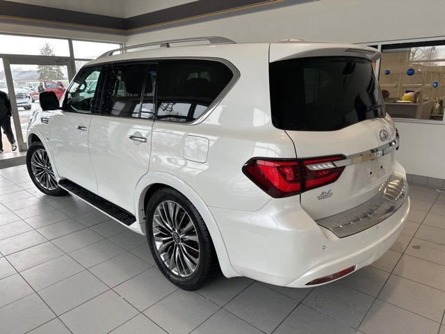 Used 2018 INFINITI QX80 4WD w/ Driver Assistance Package image 6