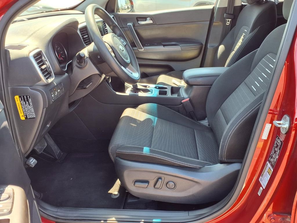 Used 2021 Kia Sportage LX w/ LX Fwd Popular Package image 24