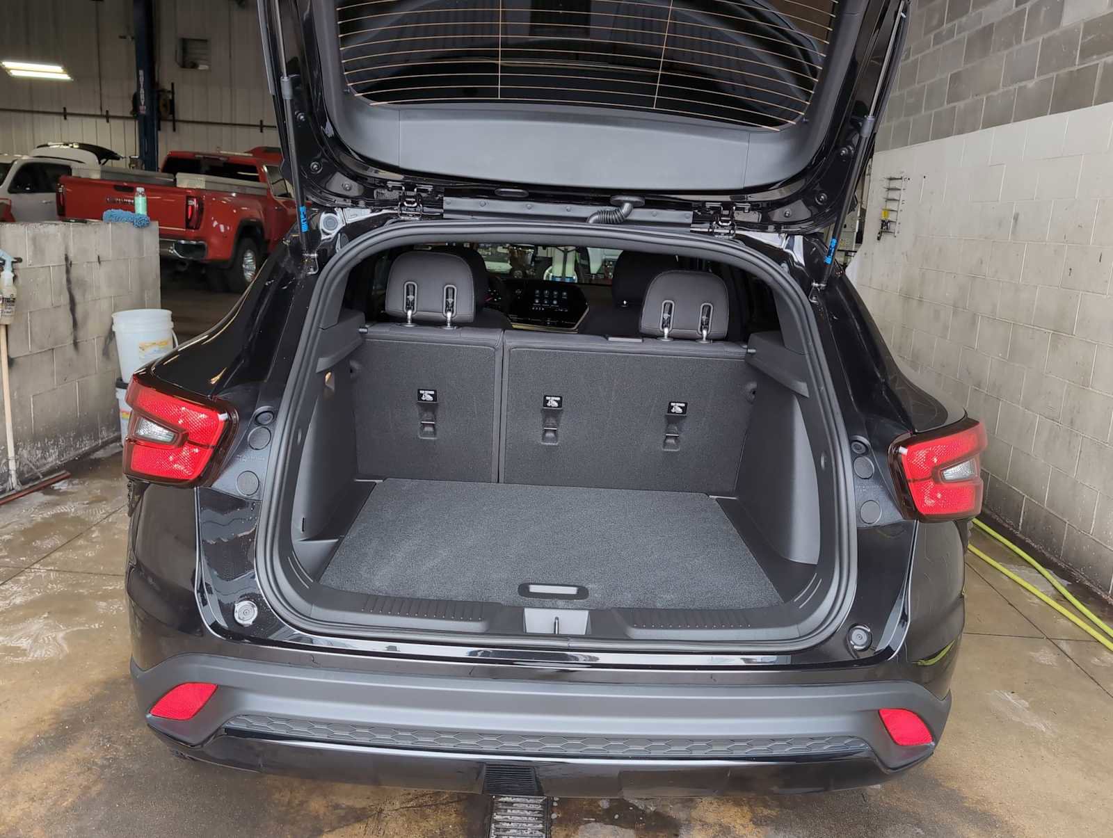 New 2026 Chevrolet Trax RS image 25