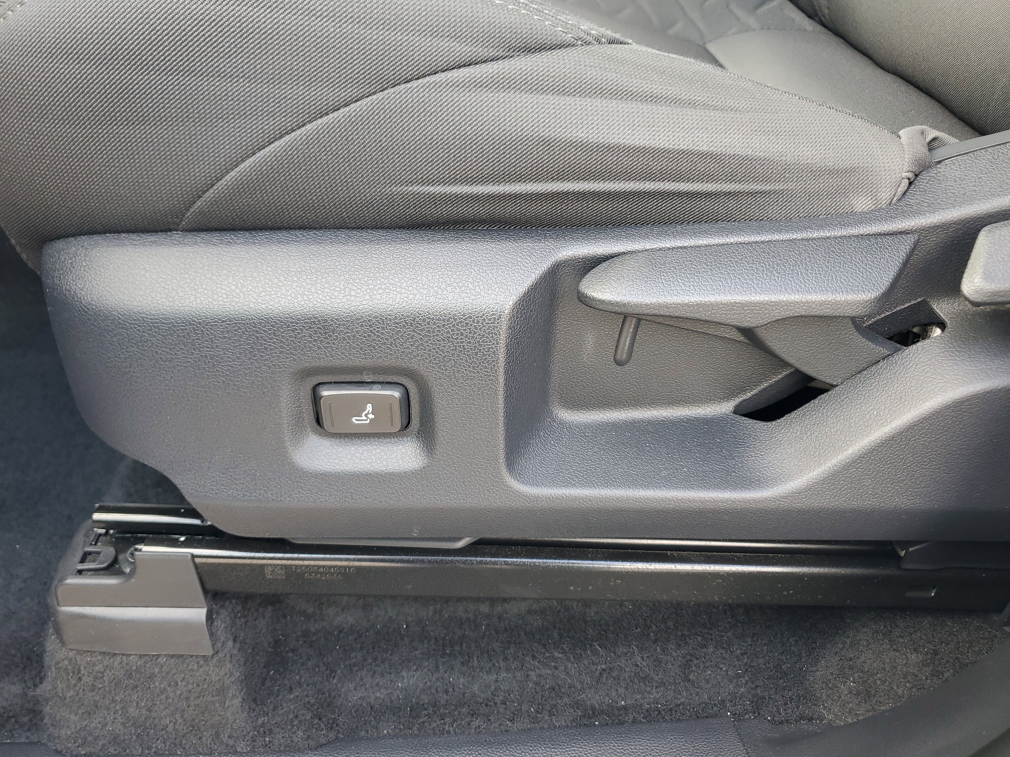 Used 2025 Toyota Tacoma SR5 RWD image 21