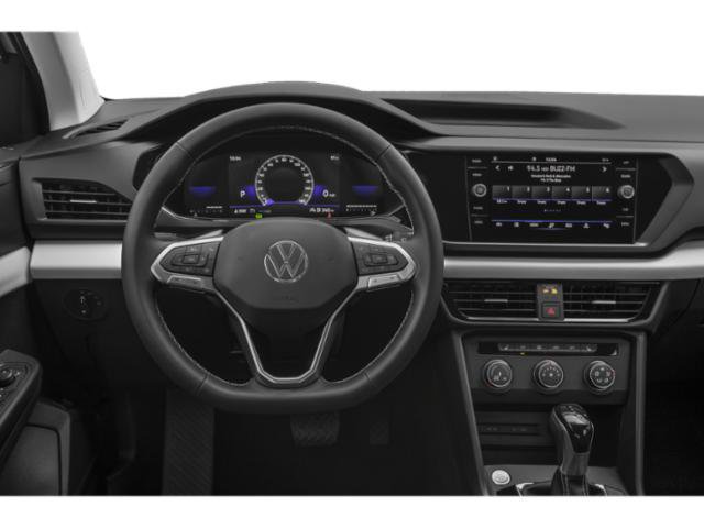 Used 2023 Volkswagen Taos SE w/ Panoramic Sunroof Package FWD image 10