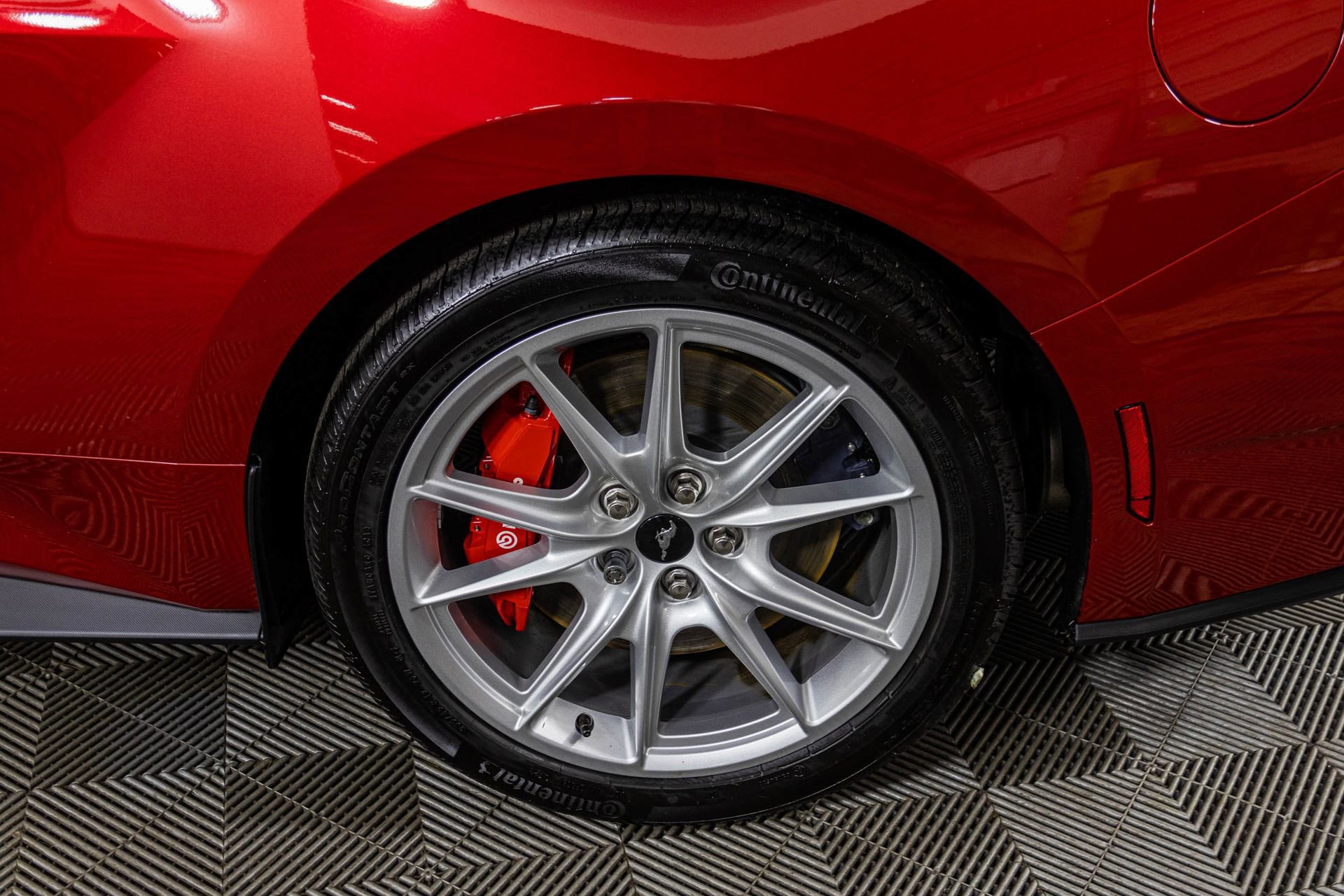 Used 2024 Ford Mustang GT Premium RWD image 40