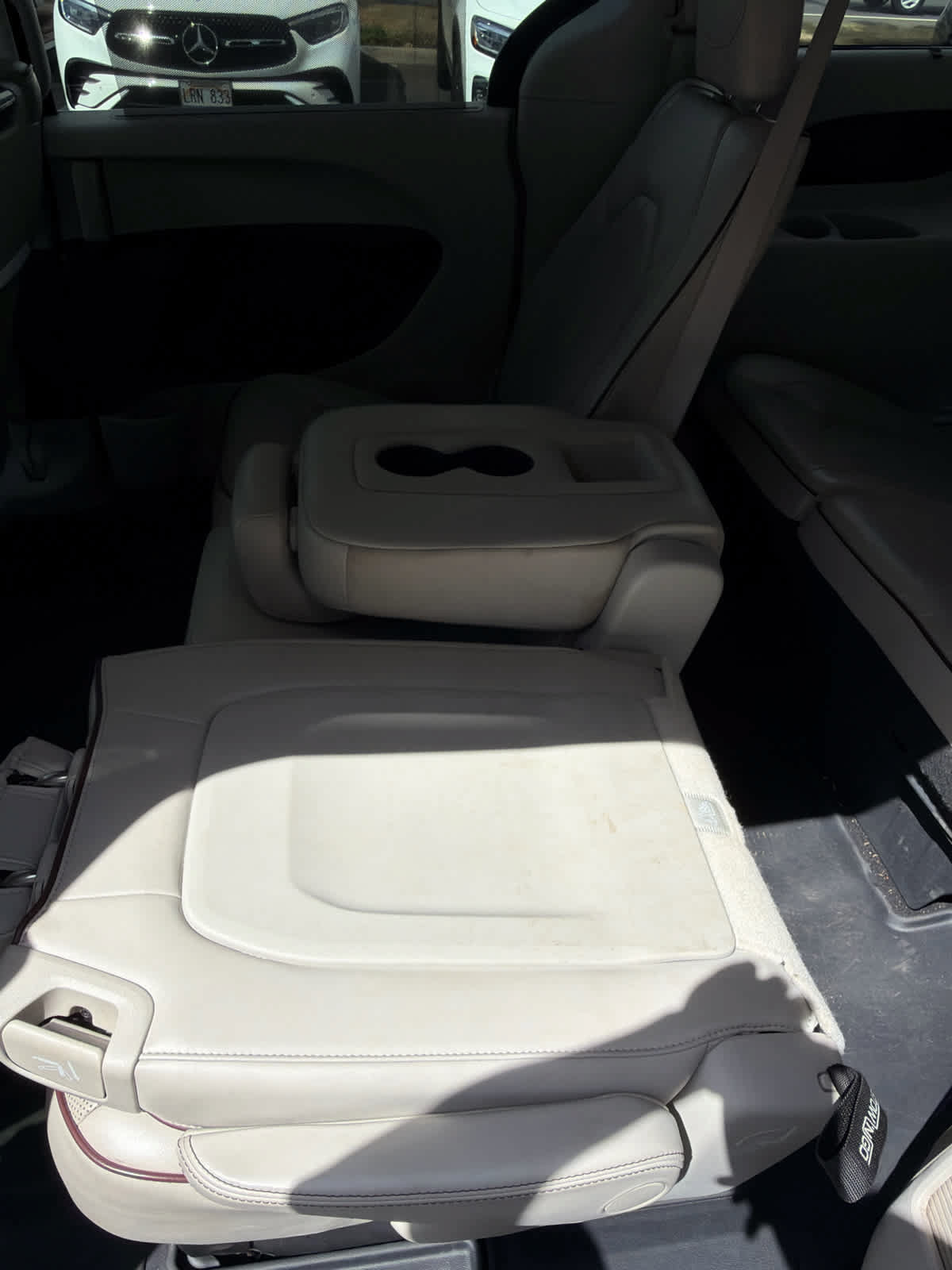 Used 2017 Chrysler Pacifica Limited FWD image 26