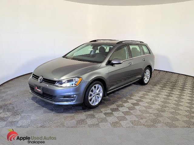 Used 2017 Volkswagen Golf SE FWD image 4