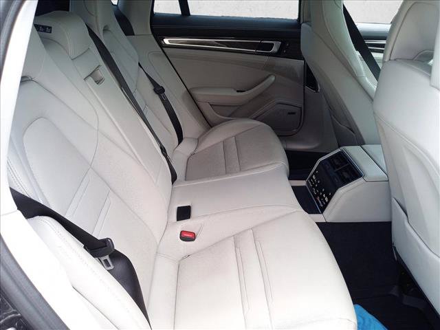 Used 2022 Porsche Panamera 4S AWD/4WD image 13