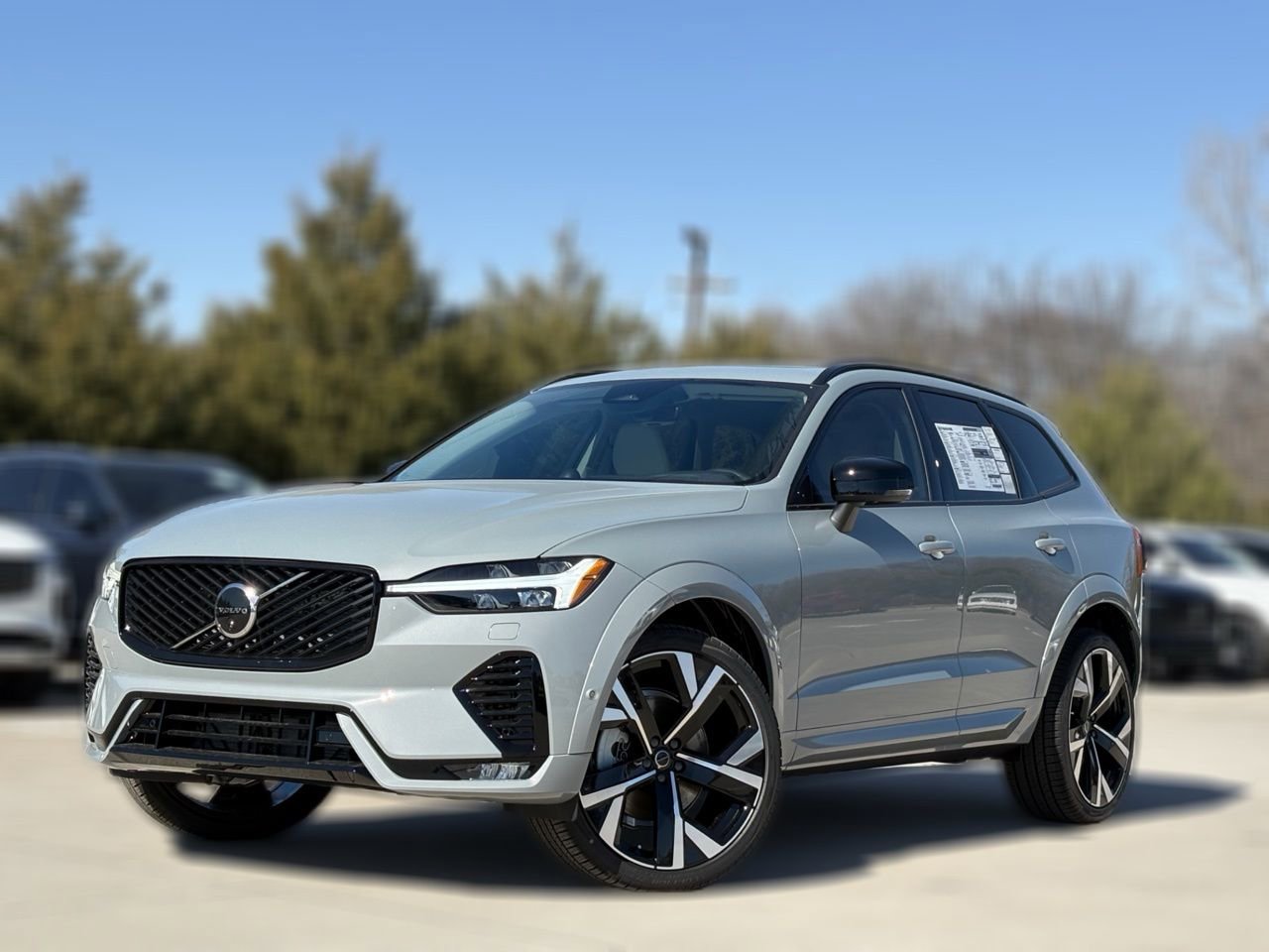 New 2026 Volvo XC60 B5 Ultra w/ Protection Package Premier