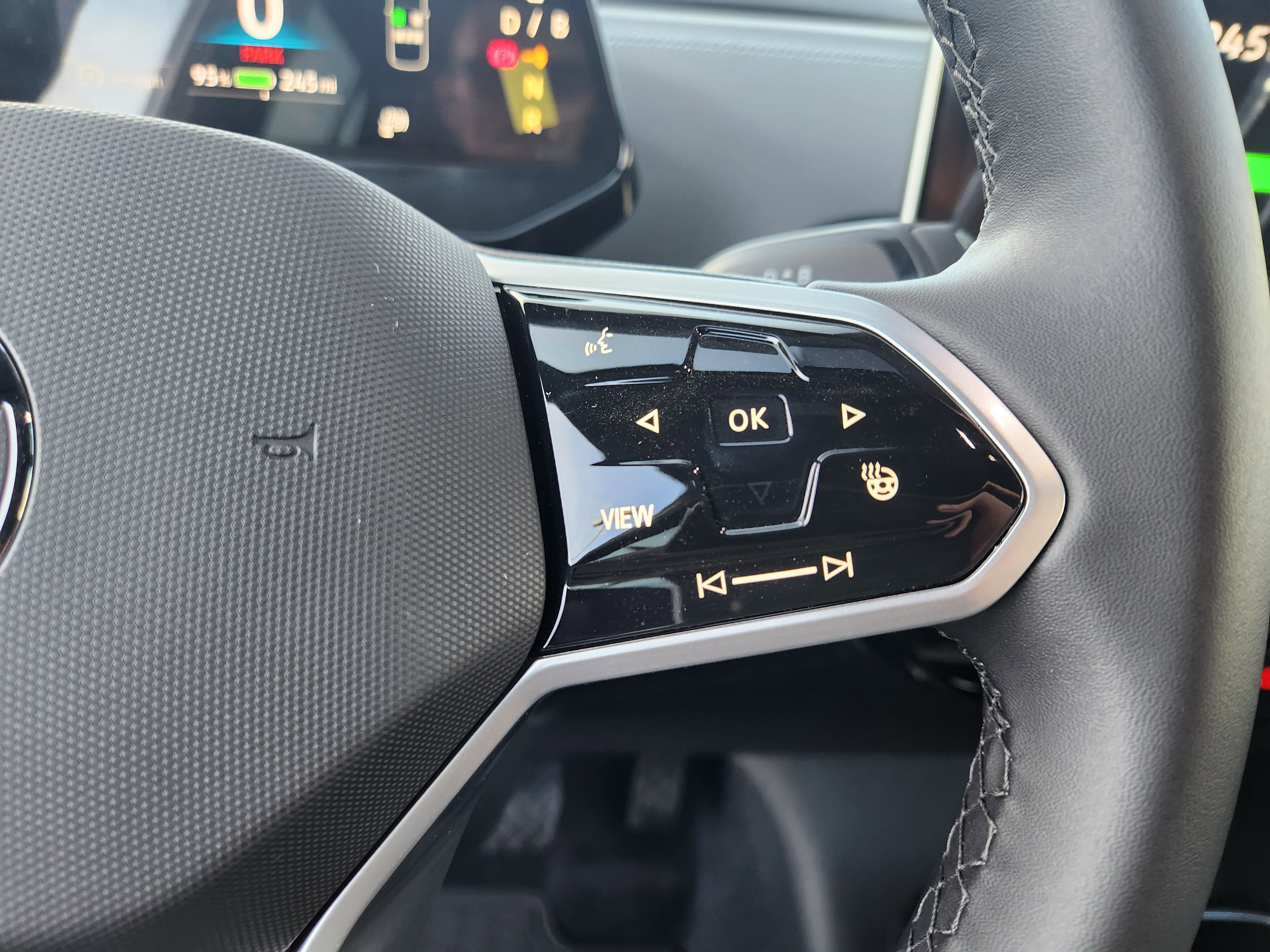 New 2026 Volkswagen ID.4 Pro S Plus image 14